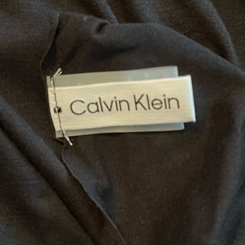 Calvin Klein Black Large Rectangular Scarf - Picture 2 of 3